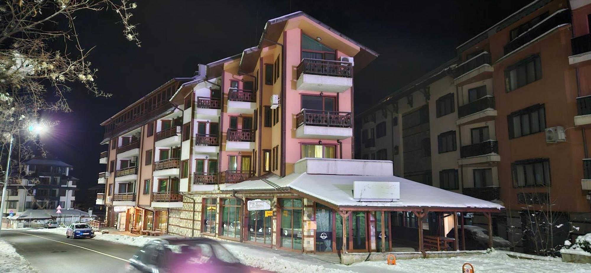 La Pierre Apartments Bansko Esterno foto